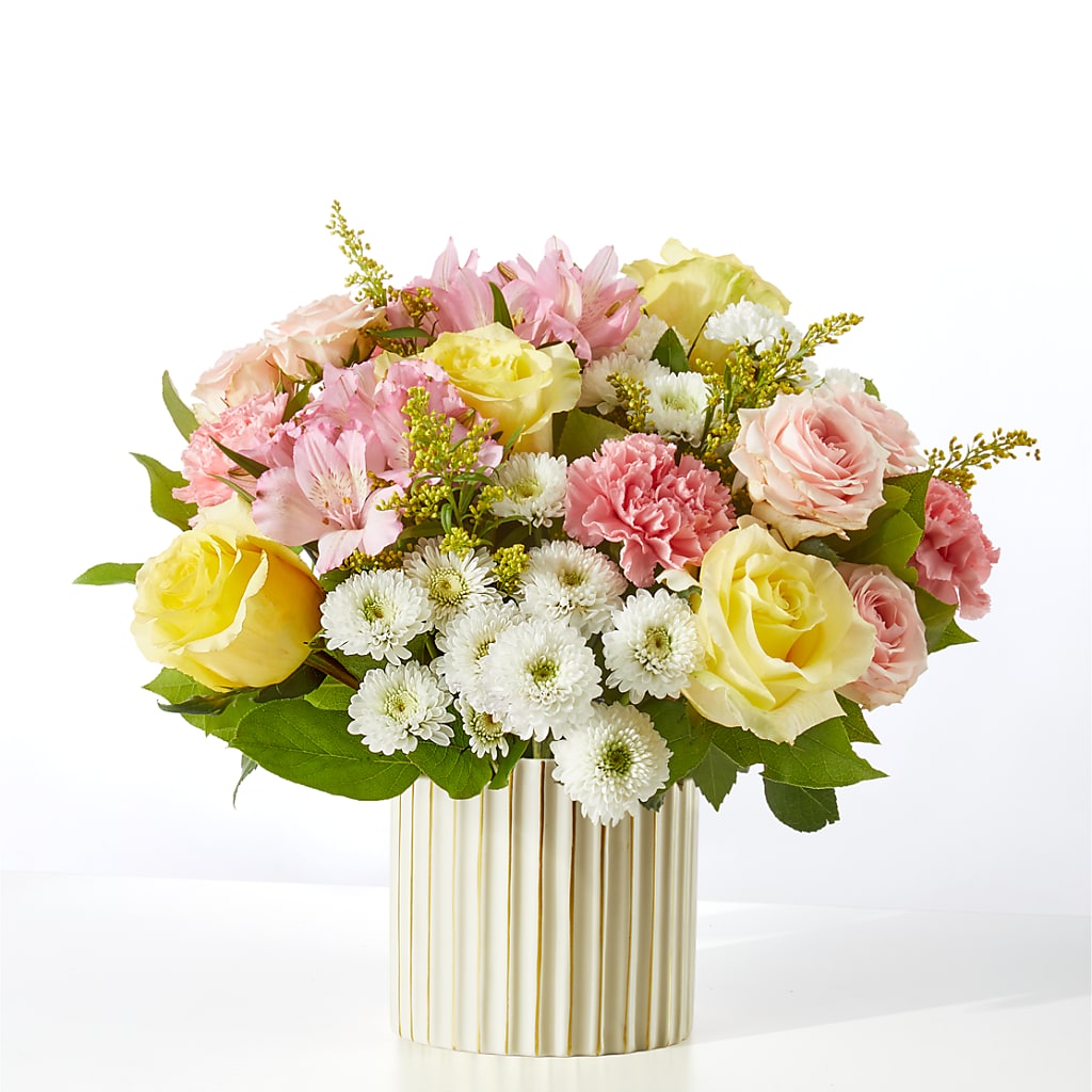 Watercolors Bouquet – PAULA KELLEY'S FLORIST, Paris TN