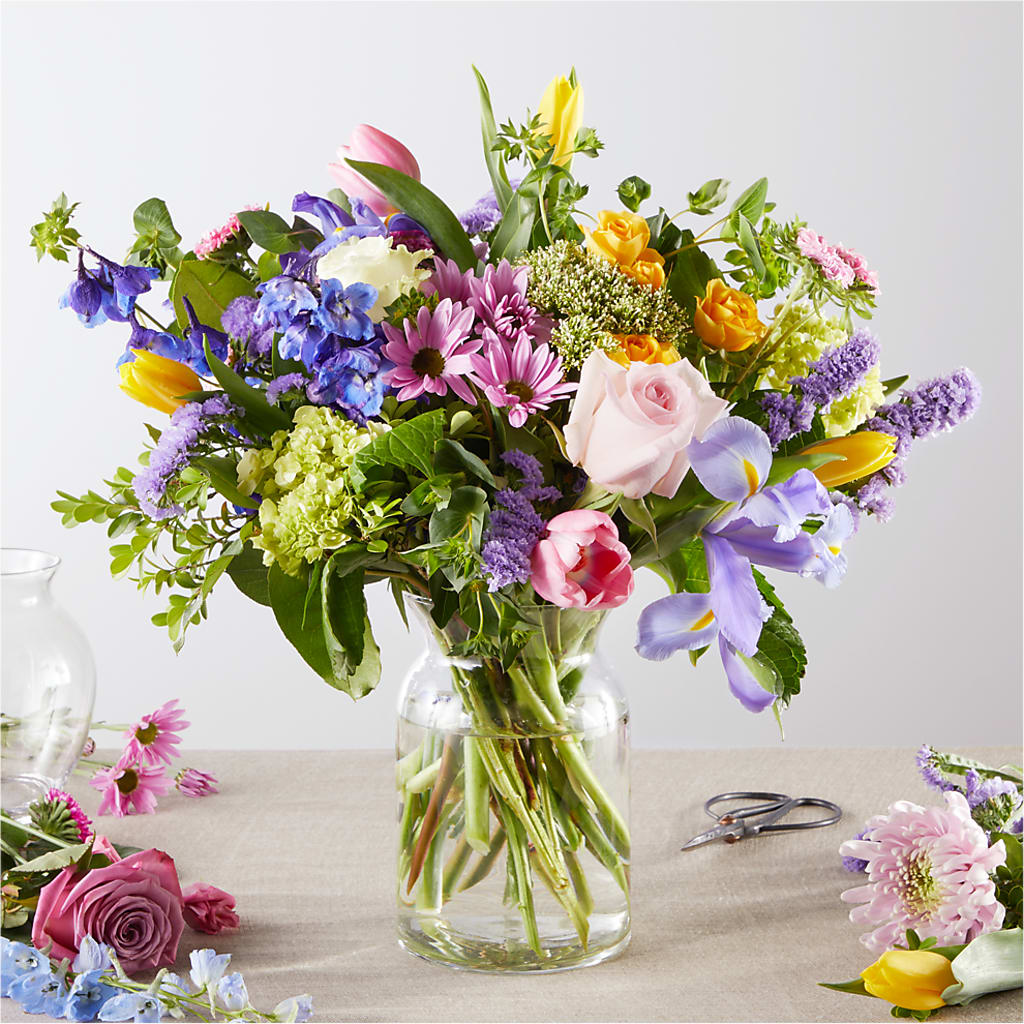 Pastel Tradition - A Florist Original – PAULA KELLEY'S FLORIST, Paris TN