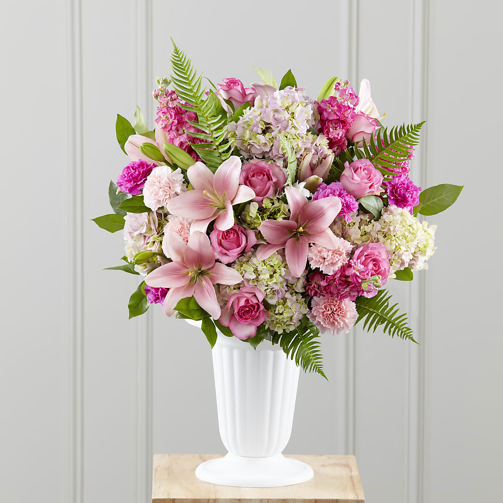 Never-Ending Love Arrangement – PAULA KELLEY'S FLORIST, Paris TN