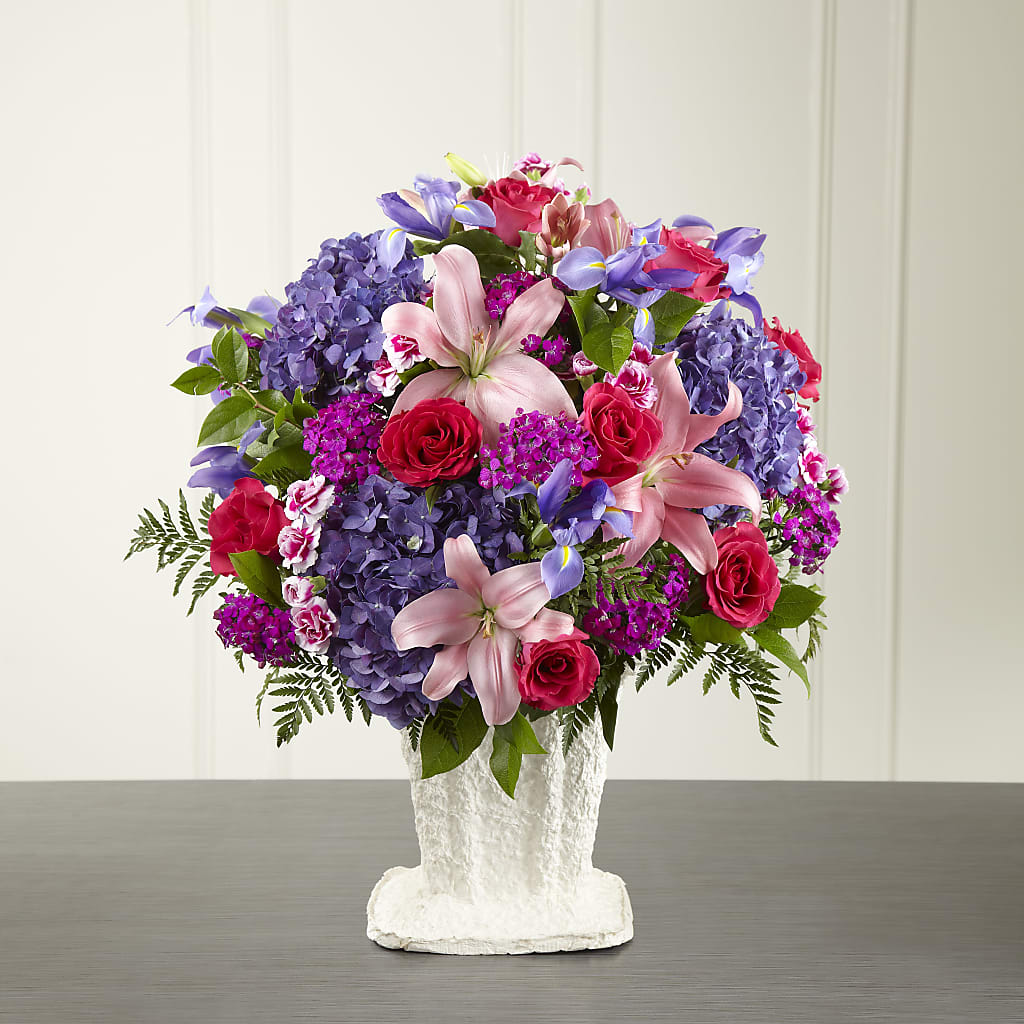 We Fondly Remember Arrangement – PAULA KELLEY'S FLORIST, Paris TN