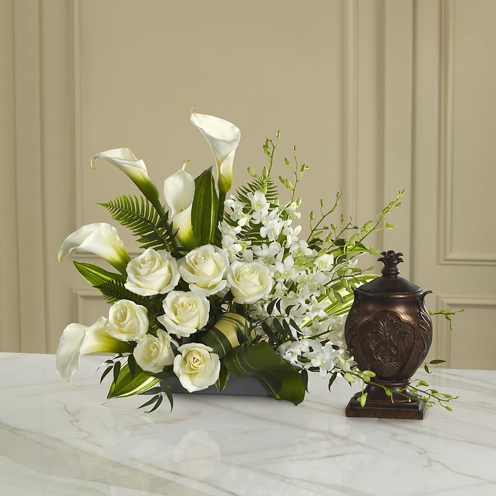 At Peace Arrangement – PAULA KELLEY'S FLORIST, Paris TN