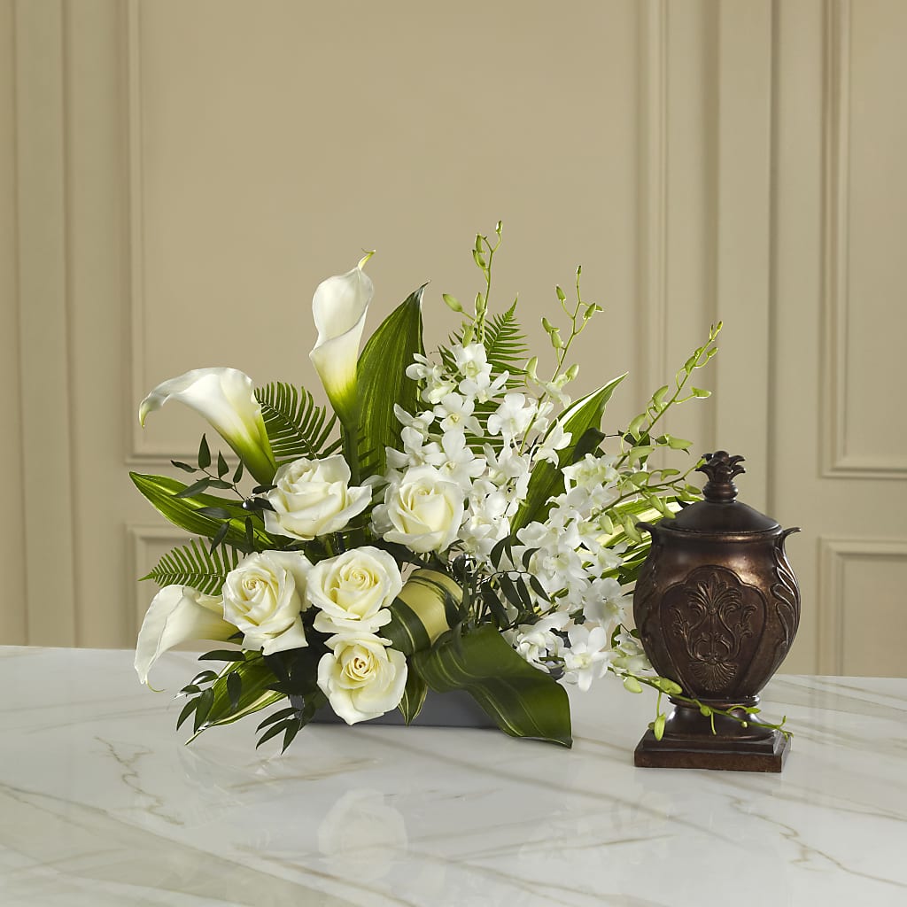 At Peace Arrangement – PAULA KELLEY'S FLORIST, Paris TN