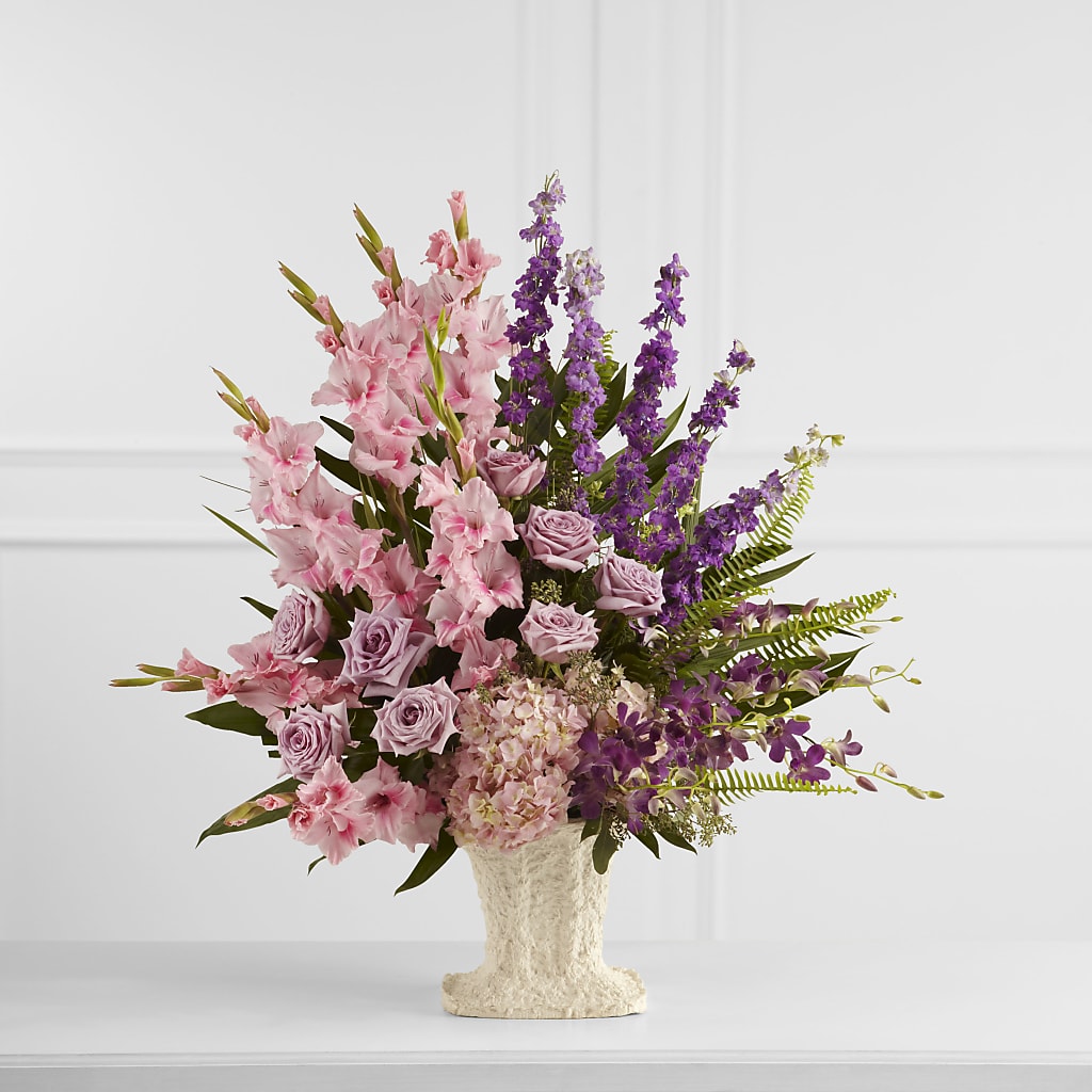 Flowing Garden Arrangement – PAULA KELLEY'S FLORIST, Paris TN