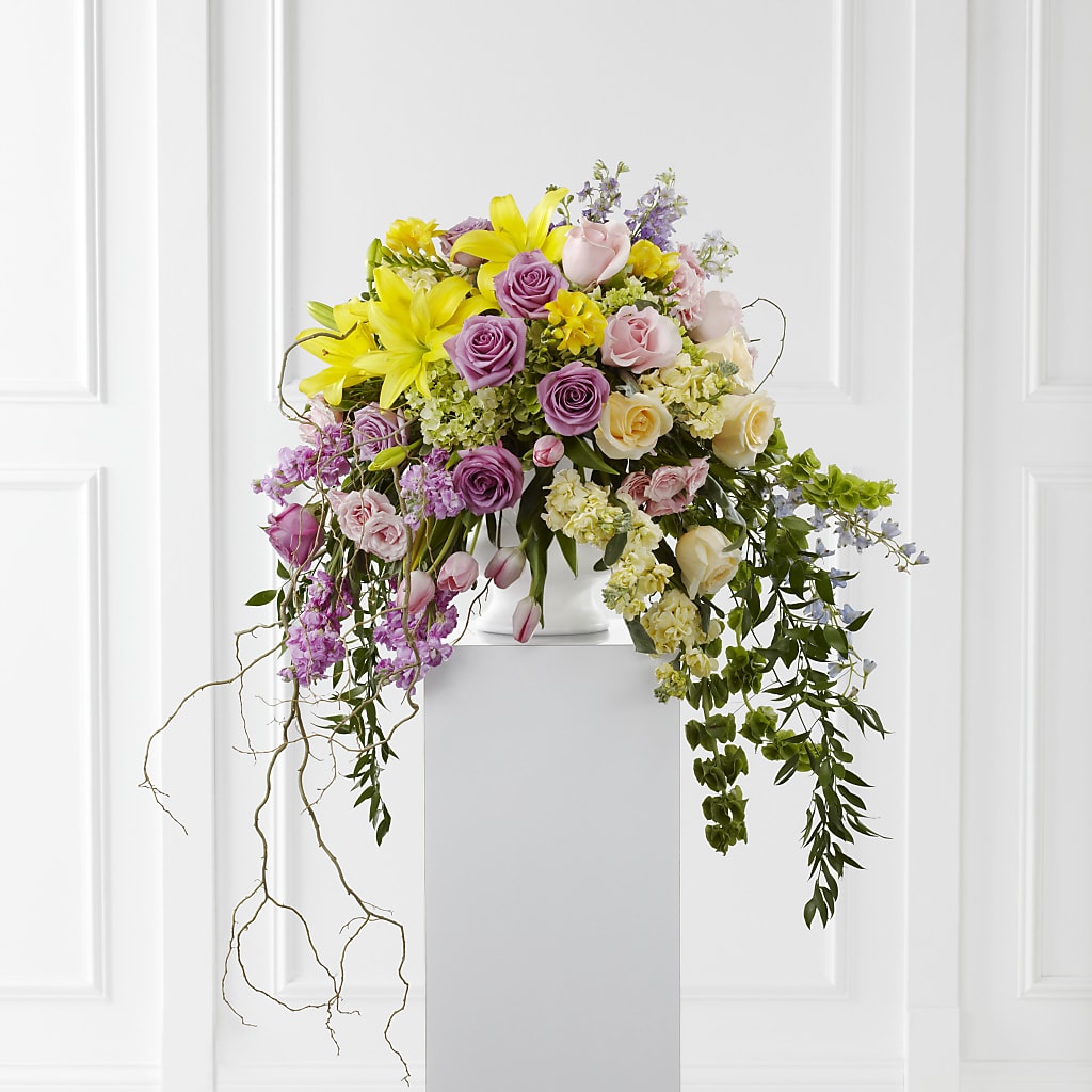 Display of Affection Arrangement – PAULA KELLEY'S FLORIST, Paris TN