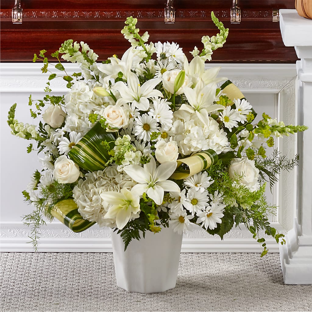 Thoughts of Tranquility Floor Basket – PAULA KELLEY'S FLORIST, Paris TN