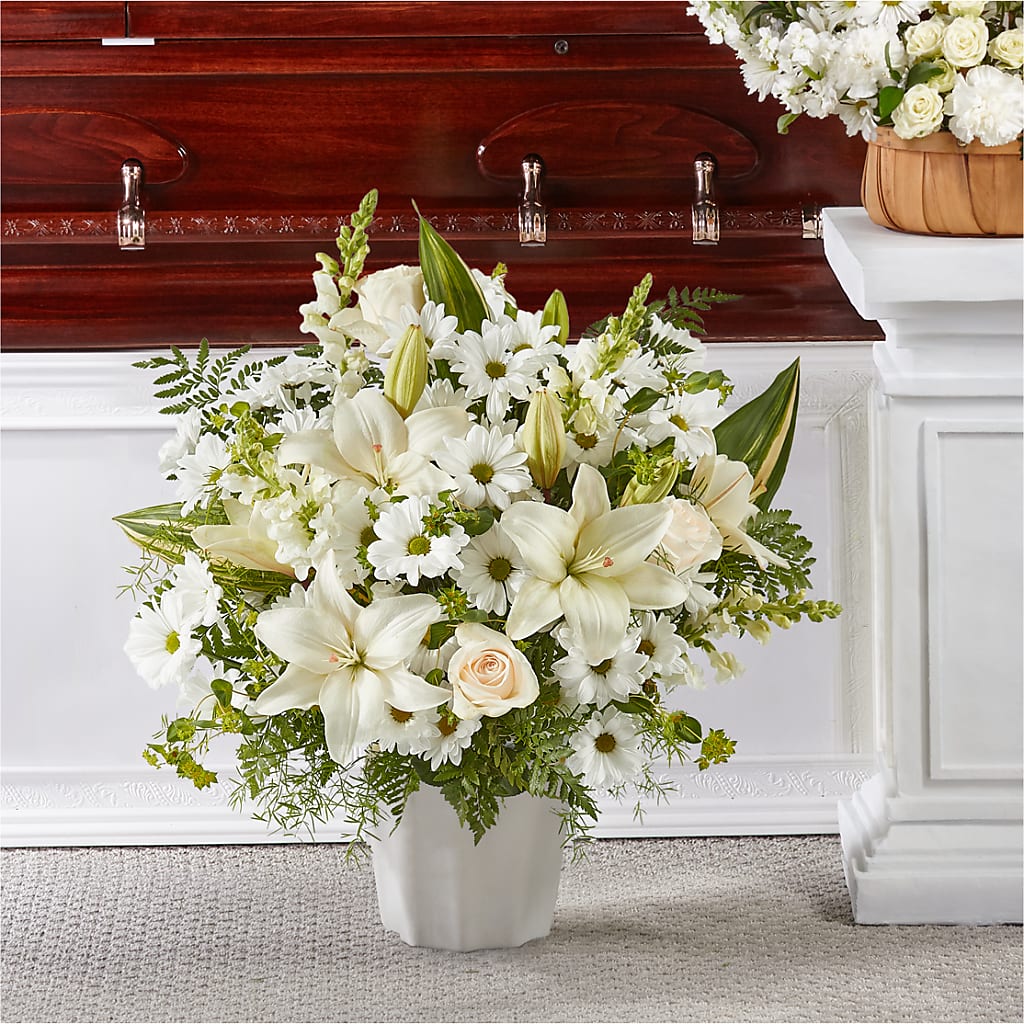 Thoughts of Tranquility Floor Basket – PAULA KELLEY'S FLORIST, Paris TN