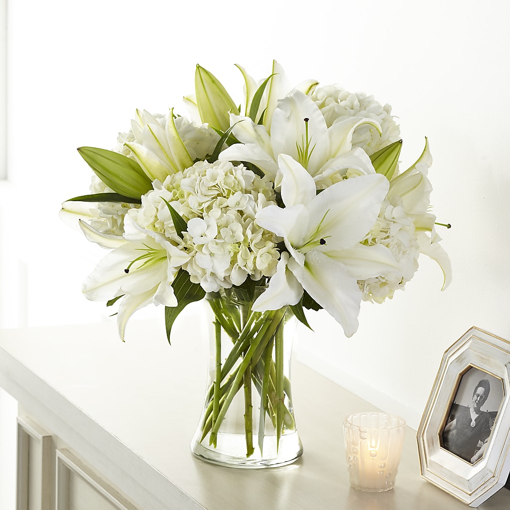 Compassionate Lily Bouquet – PAULA KELLEY'S FLORIST, Paris TN