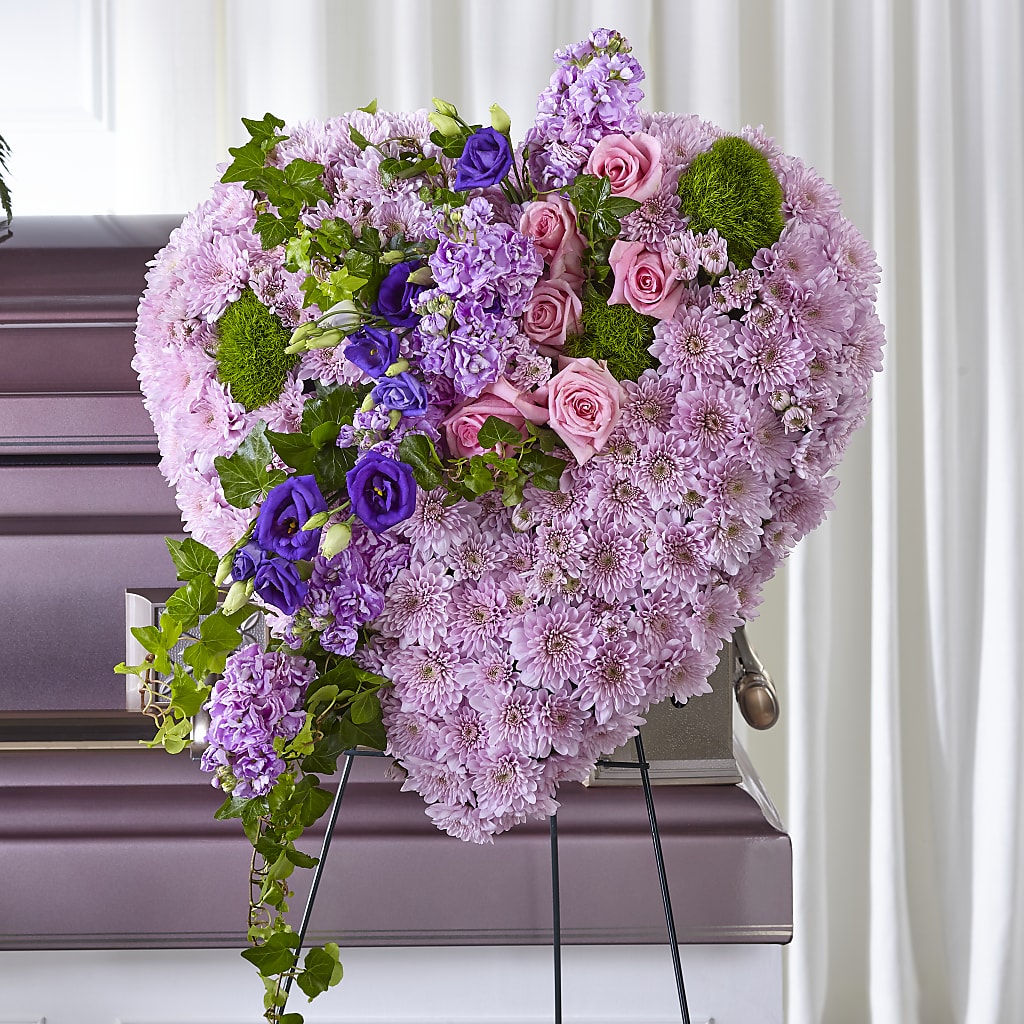 Treasured Love Standing Heart – PAULA KELLEY'S FLORIST, Paris TN