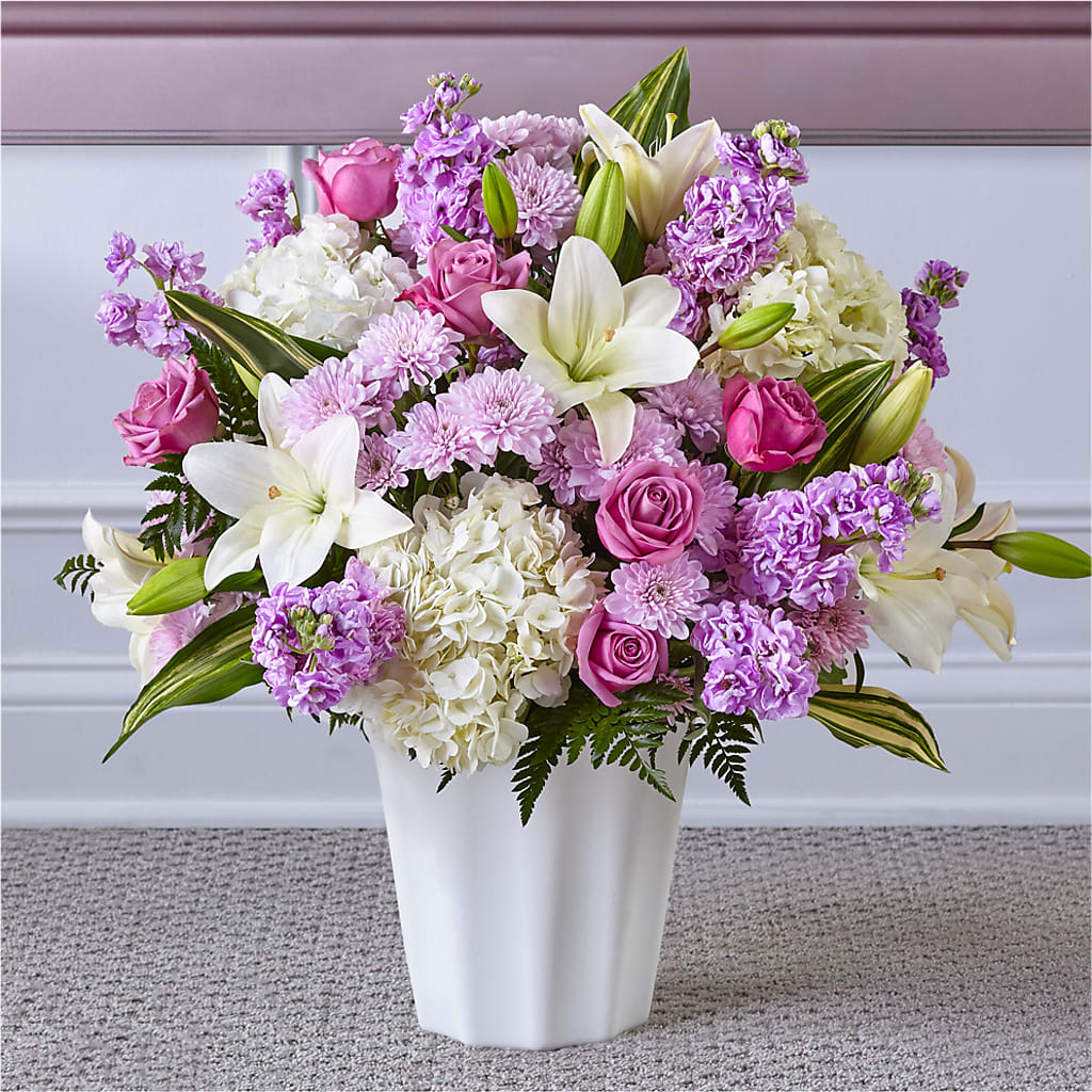 Heaven Sent Floor Basket – PAULA KELLEY'S FLORIST, Paris TN
