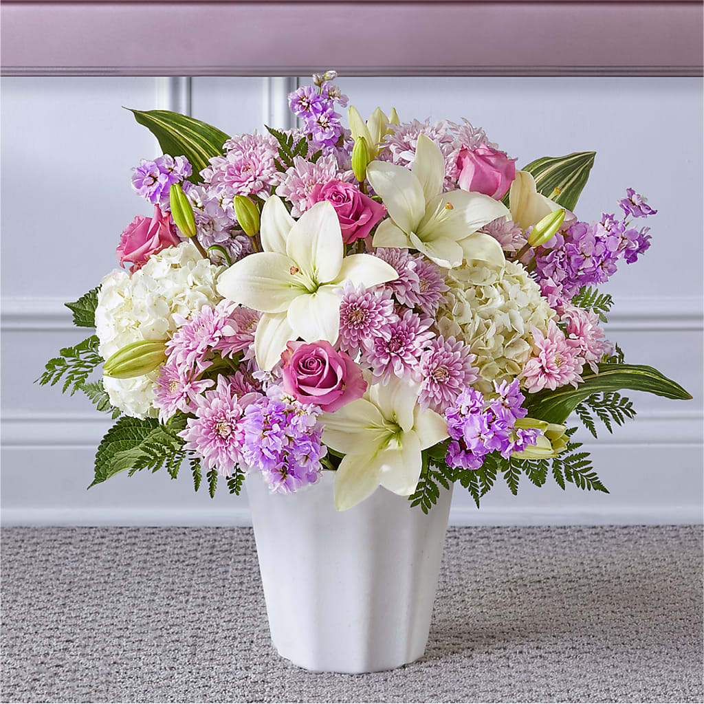 Heaven Sent Floor Basket – PAULA KELLEY'S FLORIST, Paris TN
