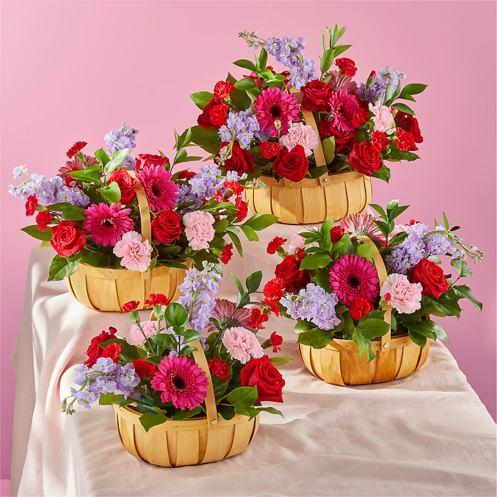 Pink Picnic Basket – PAULA KELLEY'S FLORIST, Paris TN