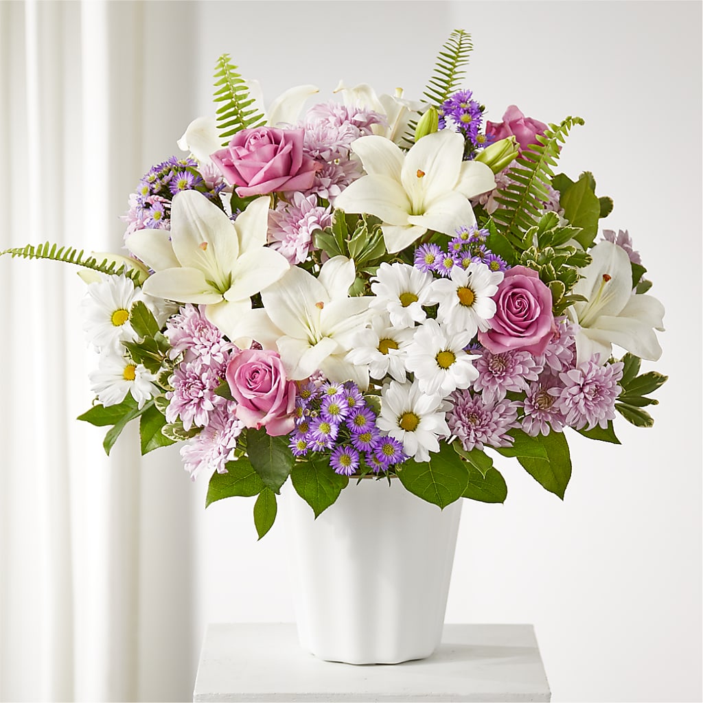 Warmest Thoughts Tabletop Basket – PAULA KELLEY'S FLORIST, Paris TN