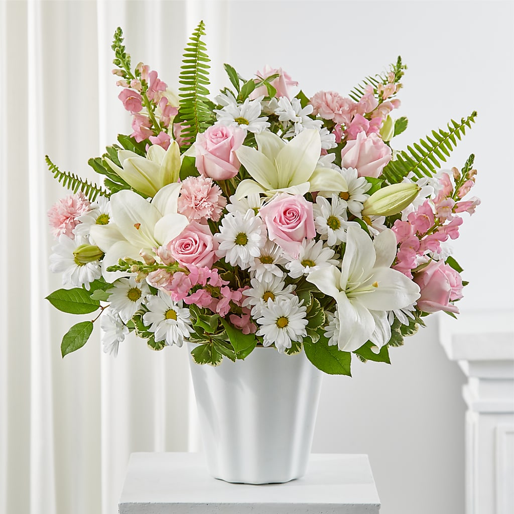 Soft Touch Tabletop Basket – PAULA KELLEY'S FLORIST, Paris TN