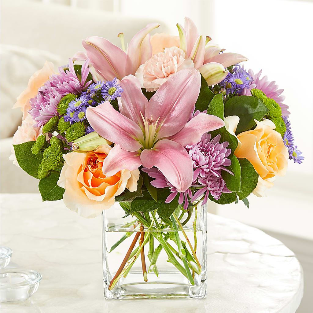 Delicate Details Bouquet – PAULA KELLEY'S FLORIST, Paris TN