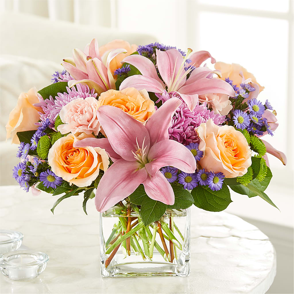 Delicate Details Bouquet – PAULA KELLEY'S FLORIST, Paris TN