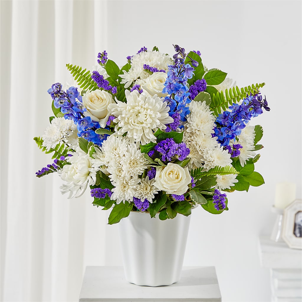 Hold Dear Tabletop Basket – PAULA KELLEY'S FLORIST, Paris TN