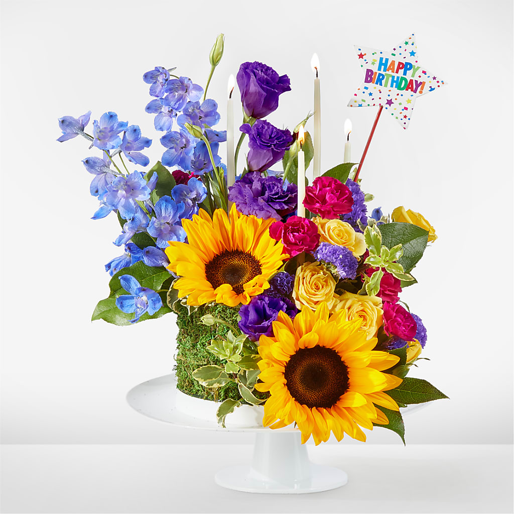 Star of the Day Floral Cake – PAULA KELLEY'S FLORIST, Paris TN