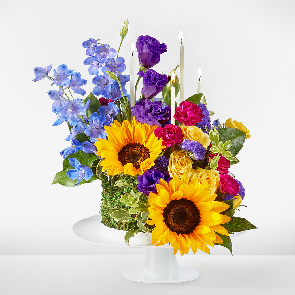 Star of the Day Floral Cake – PAULA KELLEY'S FLORIST, Paris TN