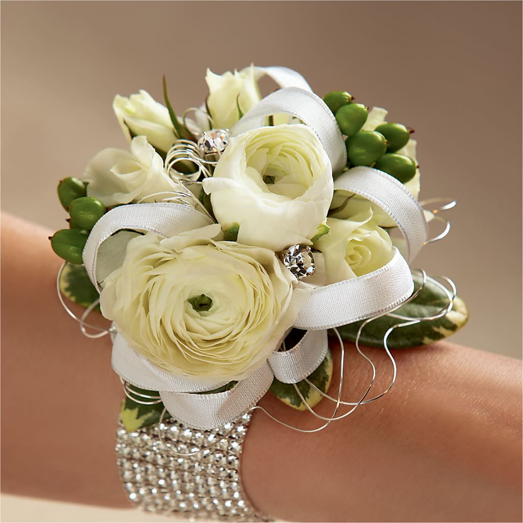 White Wedding Corsage – PAULA KELLEY'S FLORIST, Paris TN