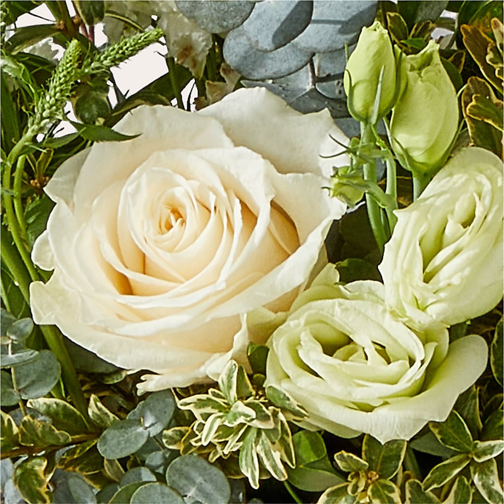 Cashmere Bouquet – PAULA KELLEY'S FLORIST, Paris TN
