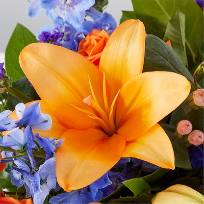 Radiant Citrus Box Bouquet – PAULA KELLEY'S FLORIST, Paris TN