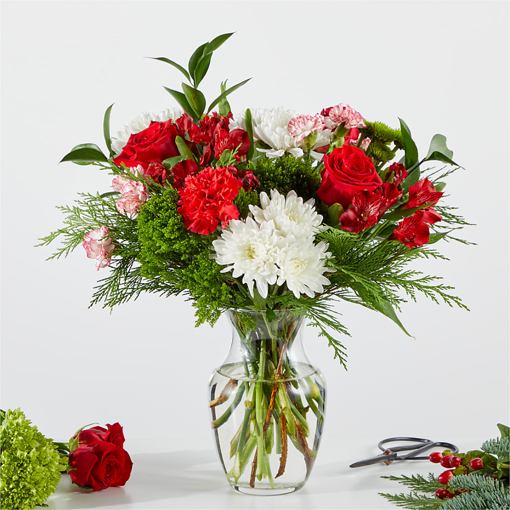 Merry Moment Bouquet – A Florist Original – PAULA KELLEY'S FLORIST, Paris TN