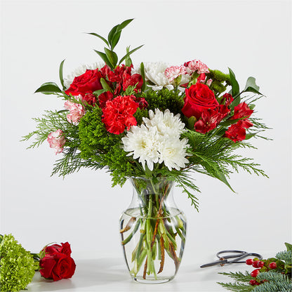 Merry Moment Bouquet – A Florist Original – PAULA KELLEY'S FLORIST, Paris TN