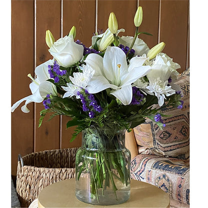 Beyond Blue Bouquet – PAULA KELLEY'S FLORIST, Paris TN