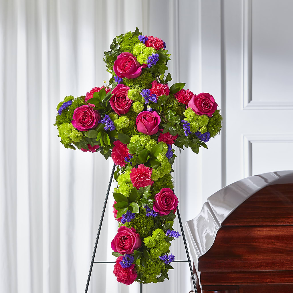 Tribute Rose Floral Cross – PAULA KELLEY'S FLORIST, Paris TN