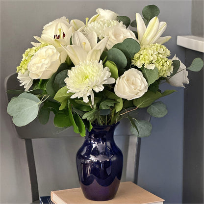 Snowy Dreams Bouquet – PAULA KELLEY'S FLORIST, Paris TN