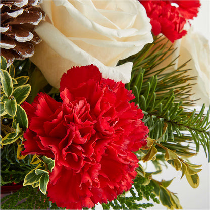 Christmas Market Bouquet – PAULA KELLEY'S FLORIST, Paris TN