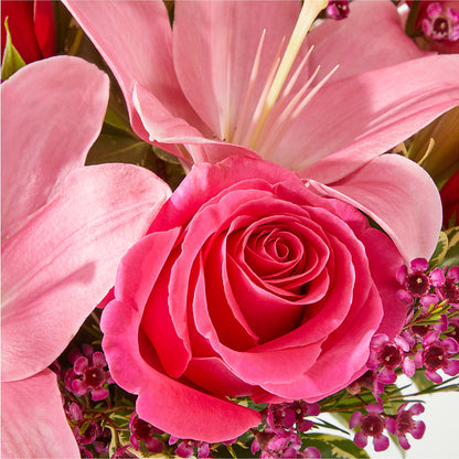 Lucky in Love Bouquet – PAULA KELLEY'S FLORIST, Paris TN