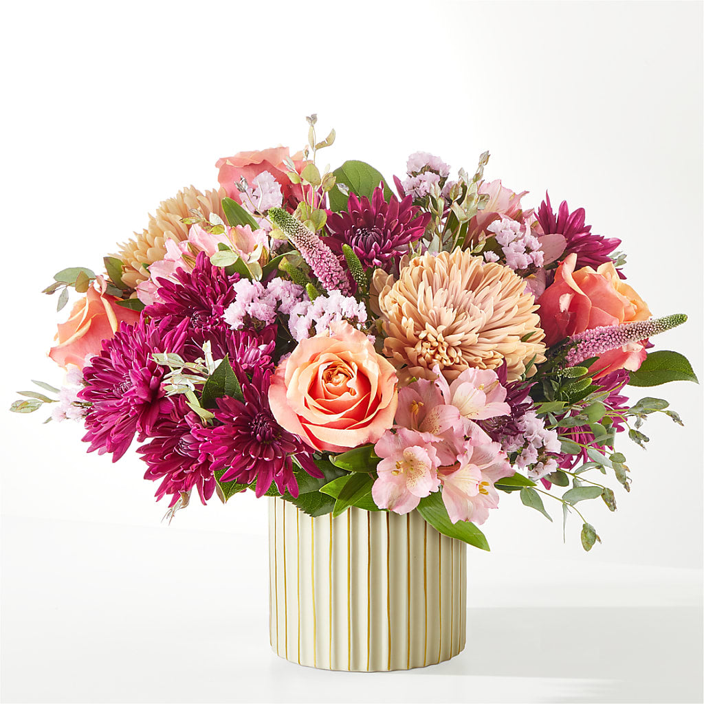 Berry Cobbler Bouquet with Ivory Vase – PAULA KELLEY'S FLORIST, Paris TN