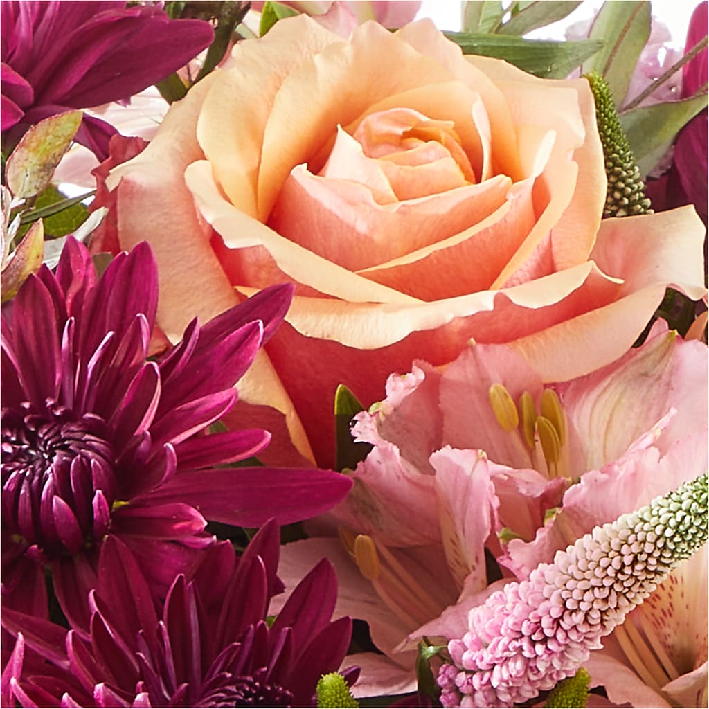 Berry Cobbler Bouquet – PAULA KELLEY'S FLORIST, Paris TN