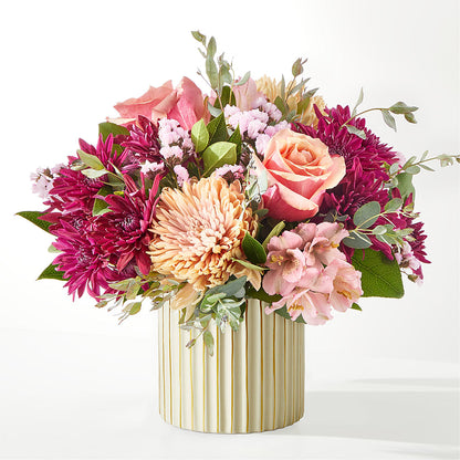 Berry Cobbler Bouquet with Ivory Vase – PAULA KELLEY'S FLORIST, Paris TN