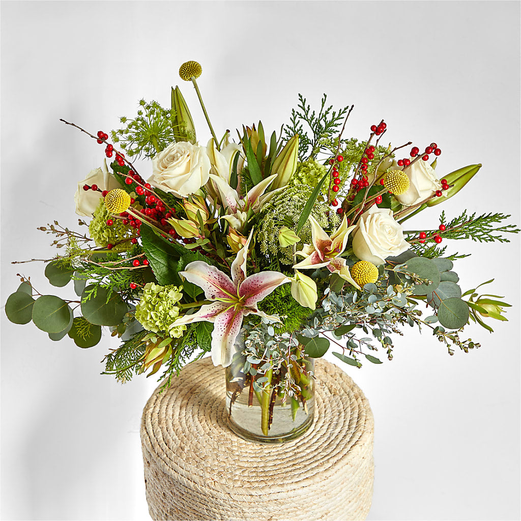 Berry & Bright Bouquet – PAULA KELLEY'S FLORIST, Paris TN