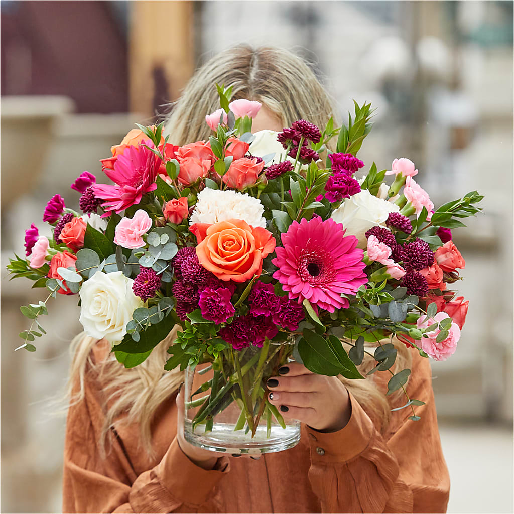 Smell the Roses Bouquet – PAULA KELLEY'S FLORIST, Paris TN