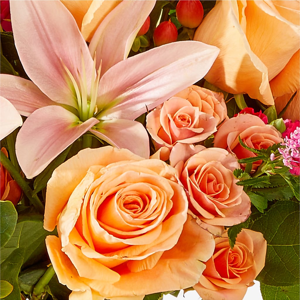 Bisous Bouquet – PAULA KELLEY'S FLORIST, Paris TN
