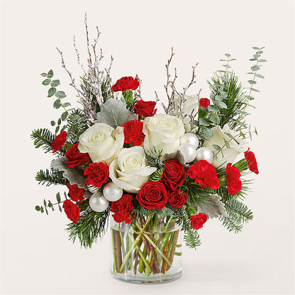 Trimming the Tree Bouquet – PAULA KELLEY'S FLORIST, Paris TN