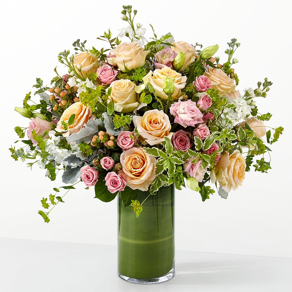 The Glamour Shot – PAULA KELLEY'S FLORIST, Paris TN