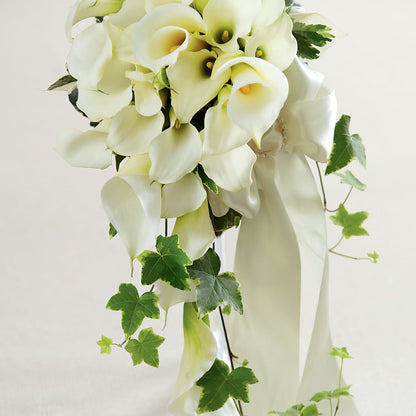 White Chapel Bouquet – PAULA KELLEY'S FLORIST, Paris TN