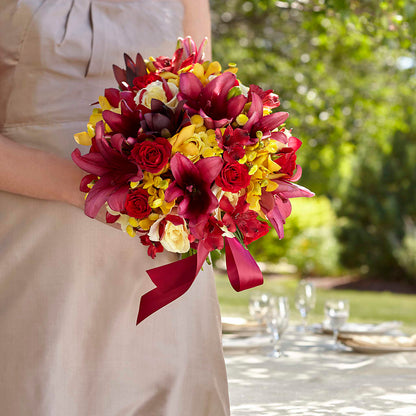 Sunningdale Bouquet – PAULA KELLEY'S FLORIST, Paris TN